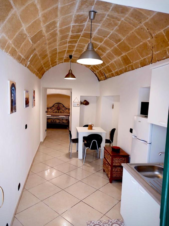 Corte Vico Palmisano Centro Storico Галиполи Екстериор снимка